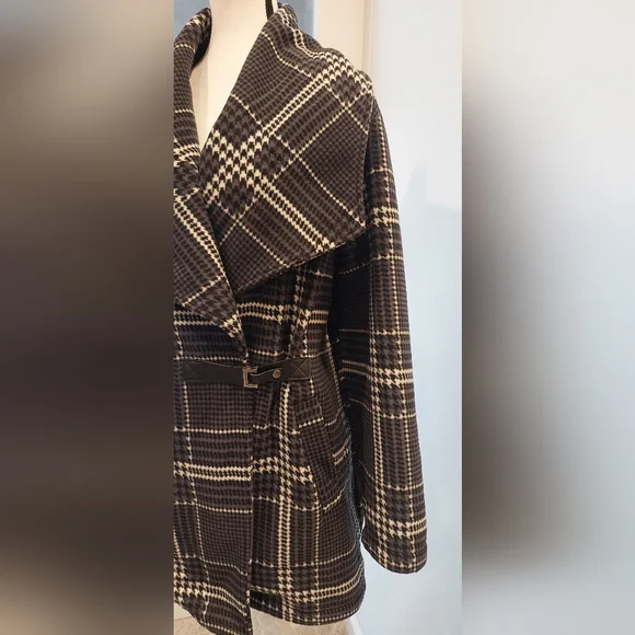 Plaid Women's Jacket - Black and White - Picture 2 of 13